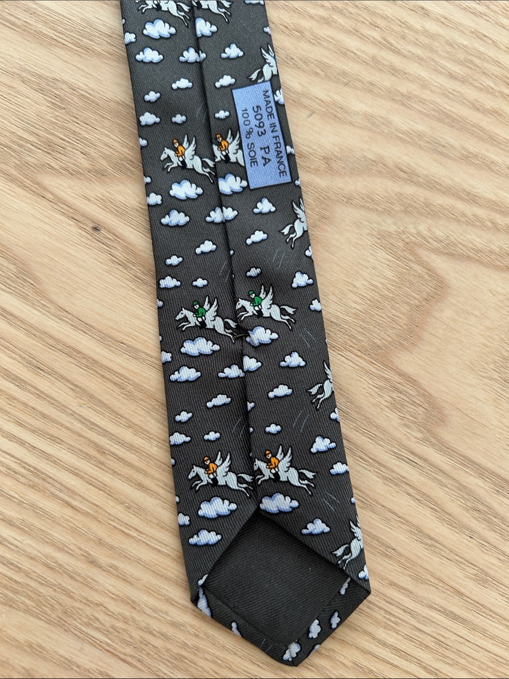 Hermes Men's Grey Patterned 100% Silk Tie - Picture 4 of 6